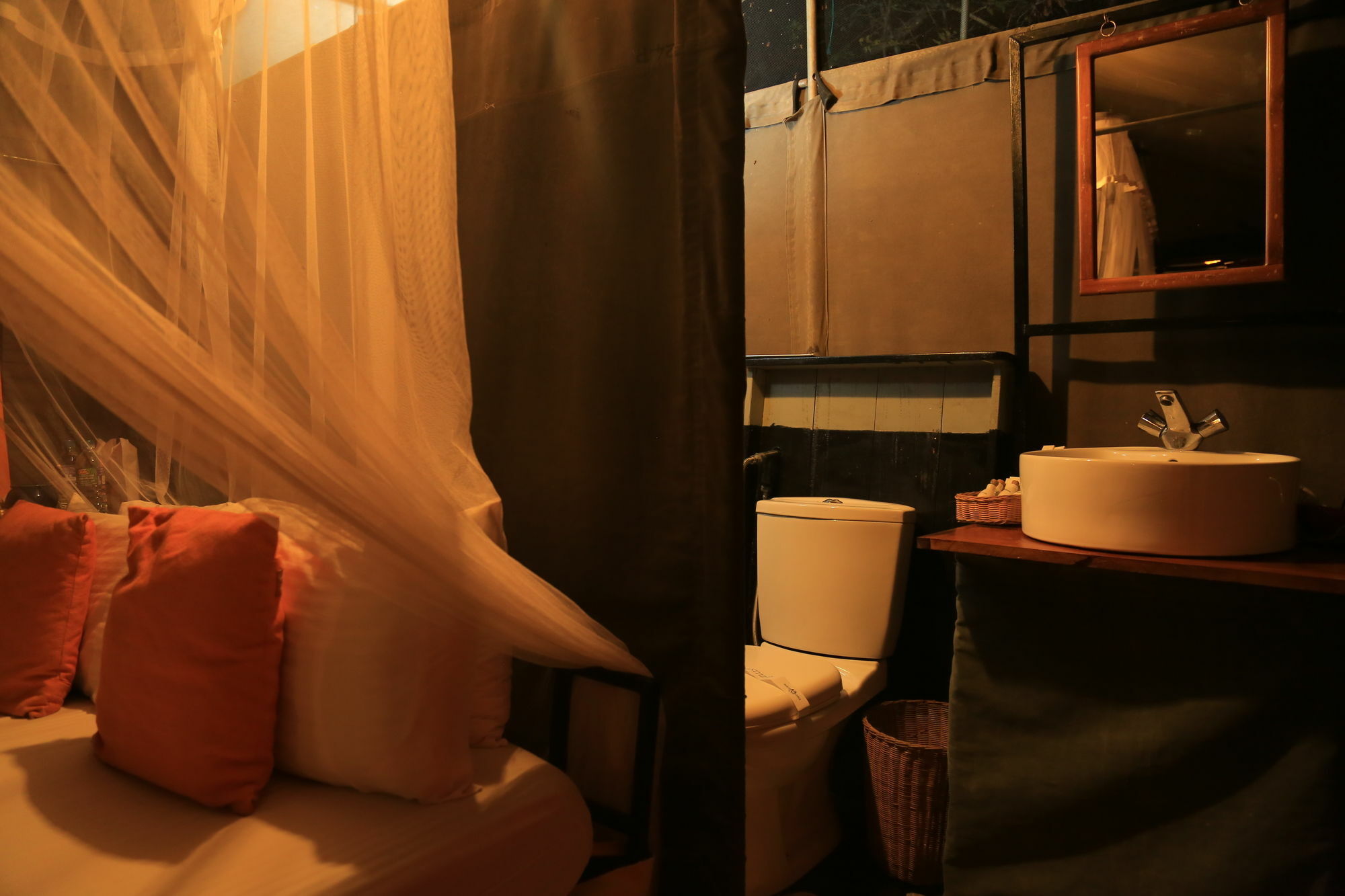 Mahoora Tented Safari Camp Udawalawe Exterior photo